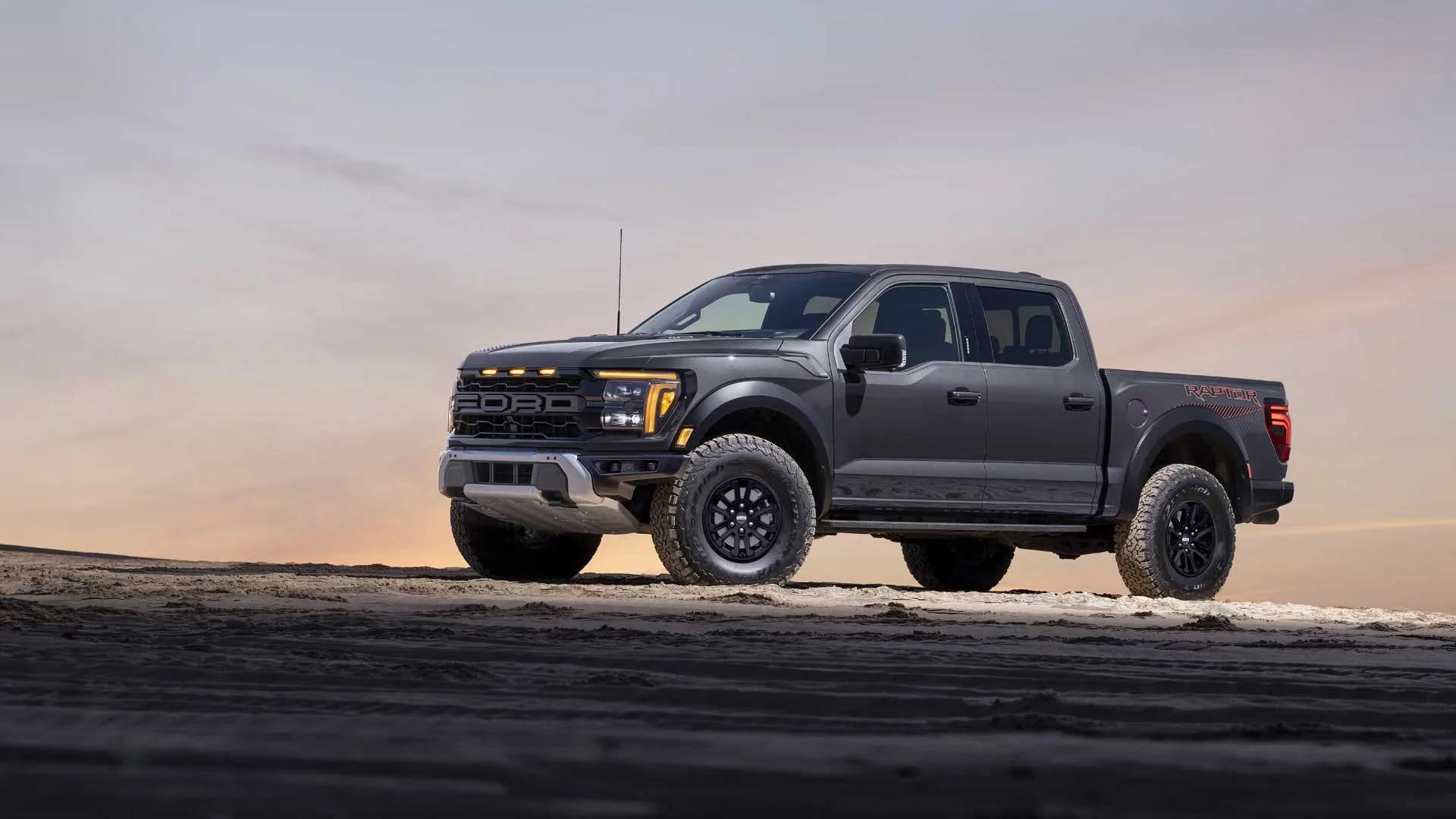 FORD F-150 RAPTOR